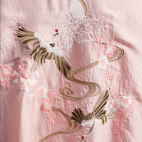Anthropologie embroidered satin kimono shawl crane one size Japanese style - Picture 6 of 12